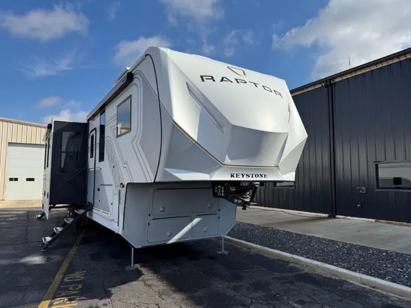 2026 Keystone Raptor 430 - Photo 4
