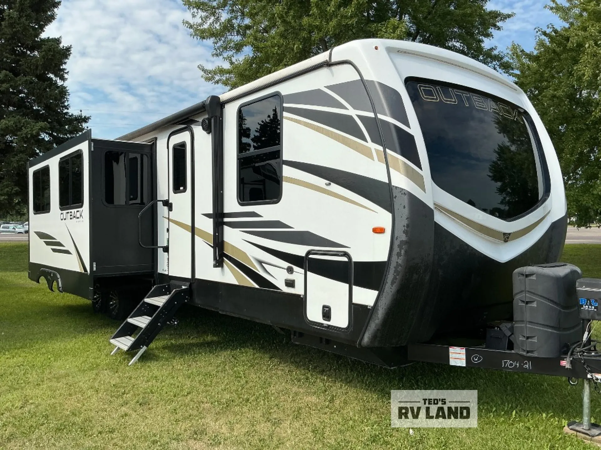2021 Keystone Outback 340BH dealer photo 1 from Ted's RV Land