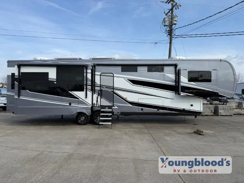 2026 KZ Durango Gold G384MSQ - Photo 2