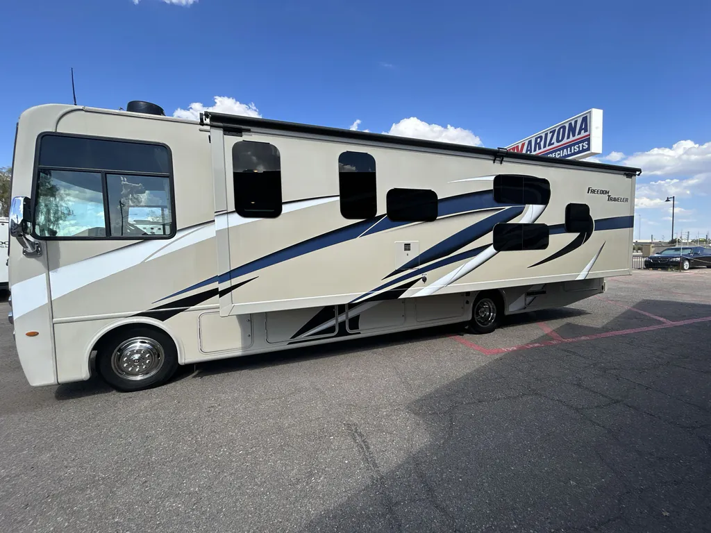 2022 Thor Motor Coach Freedom Traveler A32, Photos photo 6