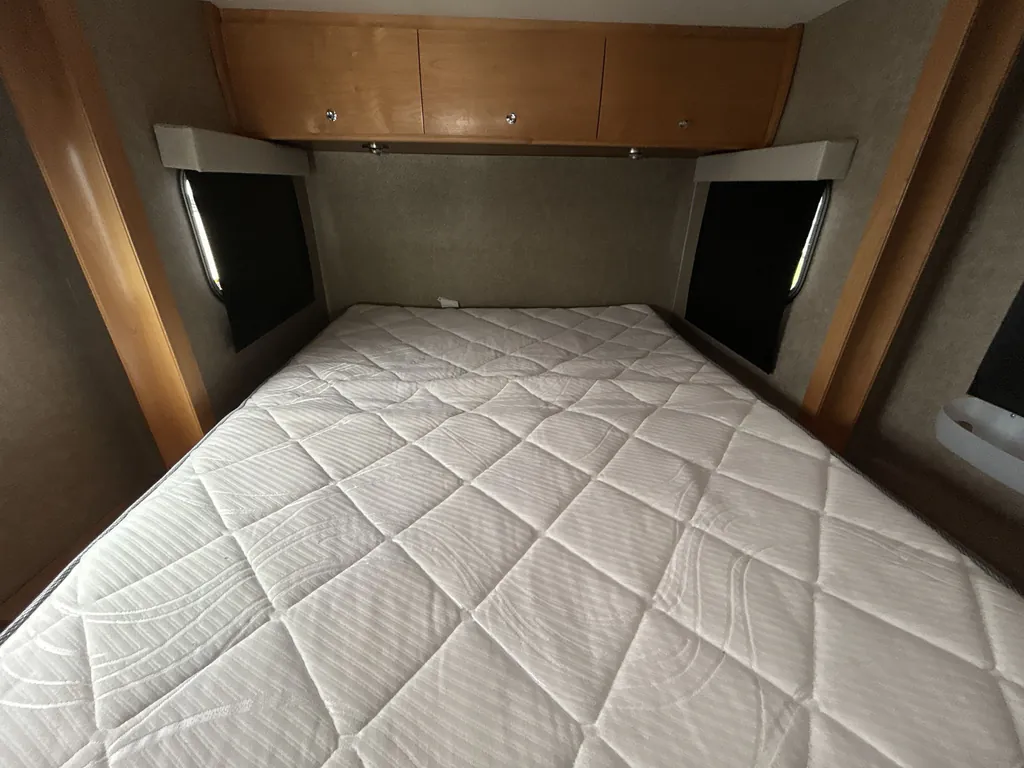 2018 Tiffin Wayfarer 24 QW, Photos photo 28