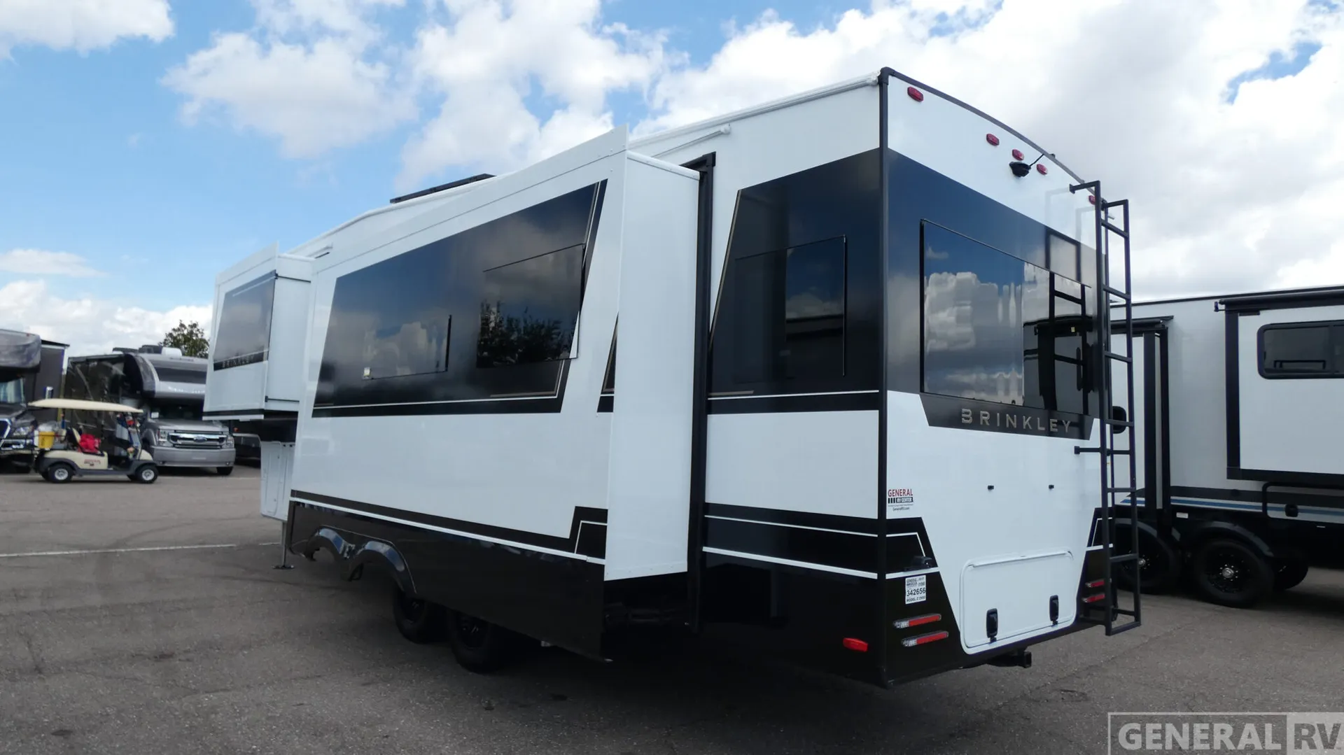 2026 Brinkley Model Z 2900 - Photo 4
