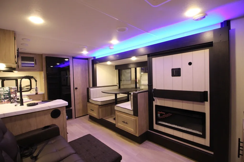 2026 Forest River Cherokee Grey Wolf 26SS — Photo 7