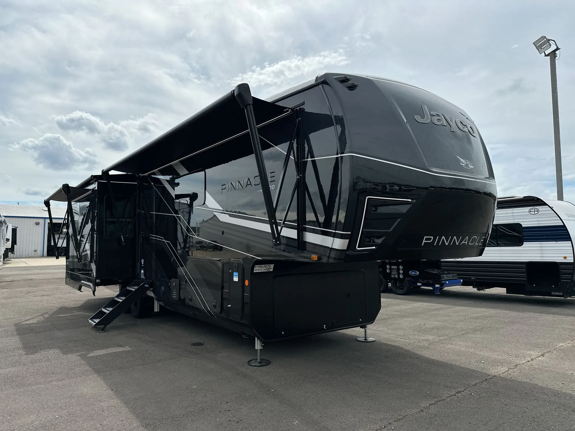 2027 Jayco Pinnacle 36FBTS