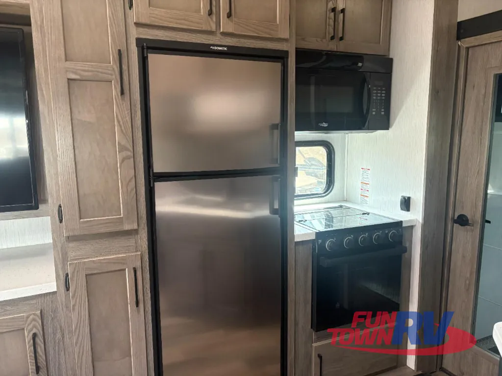 2022 Heartland Gravity 3550, Photos photo 11