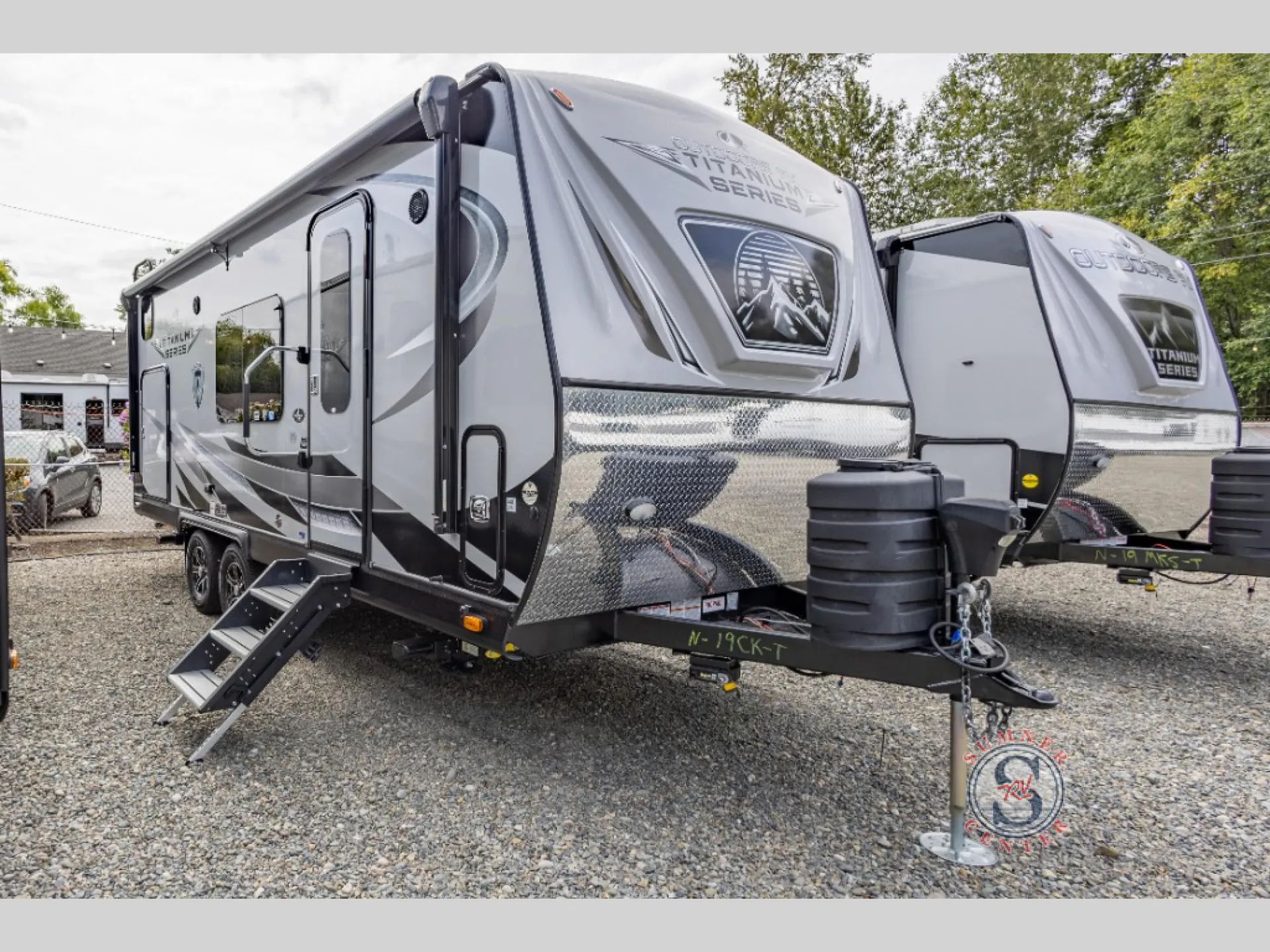 2025 Outdoors RV Creek Side Titanium Series 19CK - Photo 2