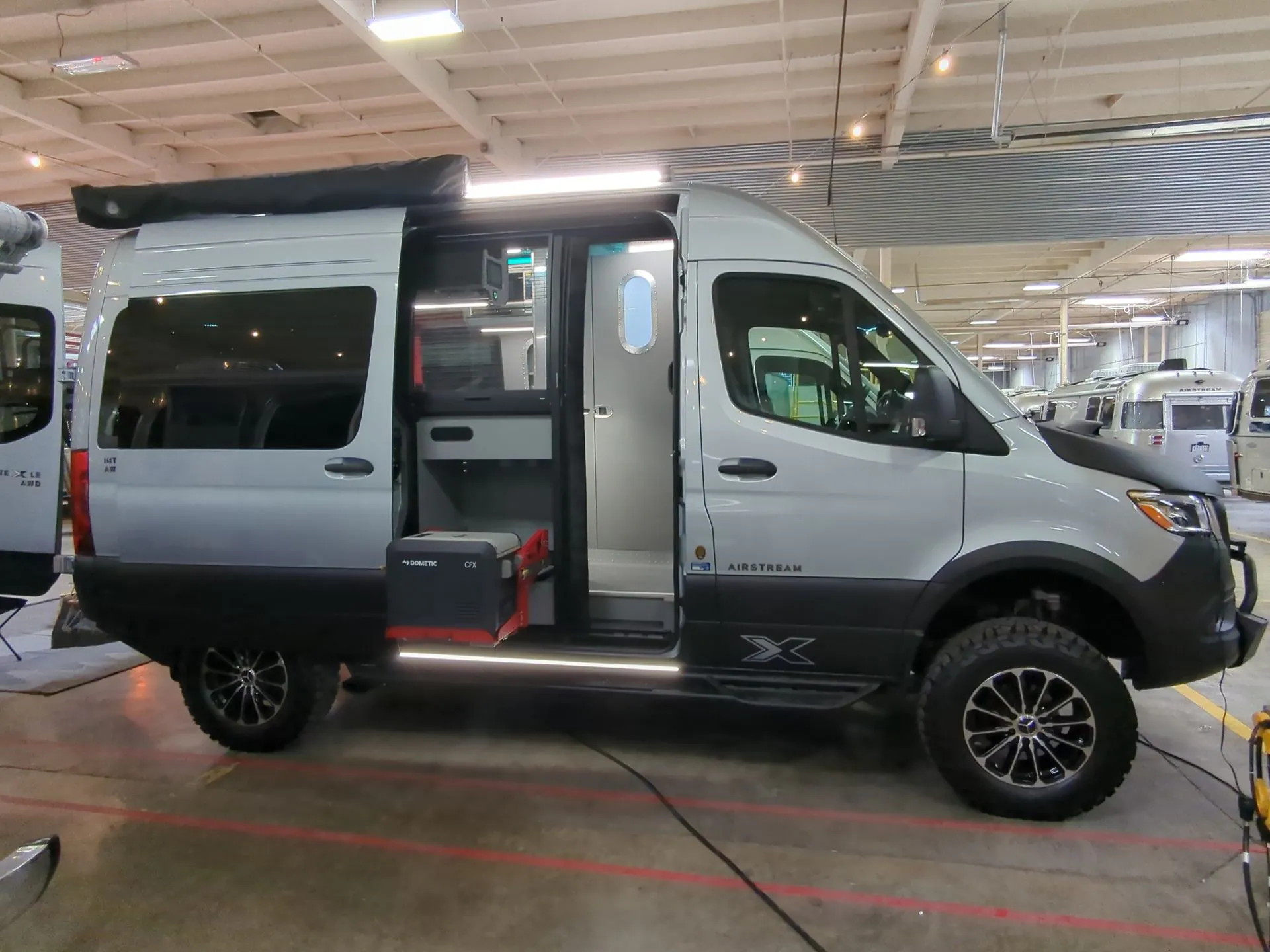 2026 Airstream Interstate 19GT - Photo 3