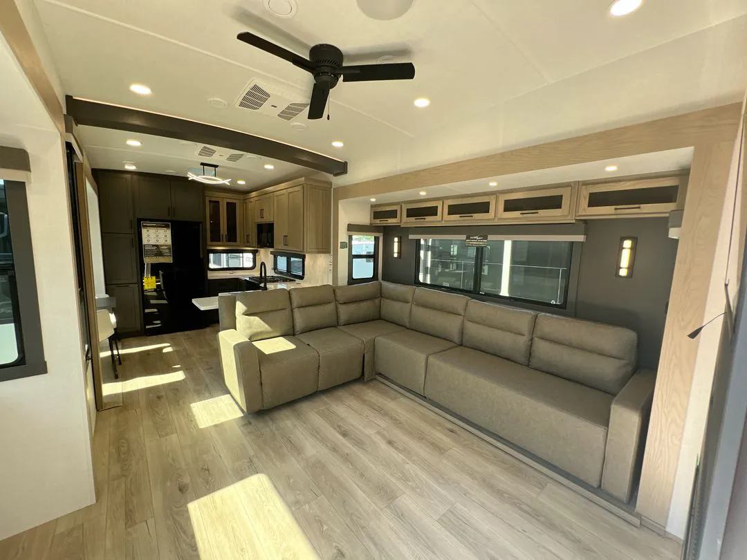 2026 Forest River Rockwood Signature 404SRK - Photo 2