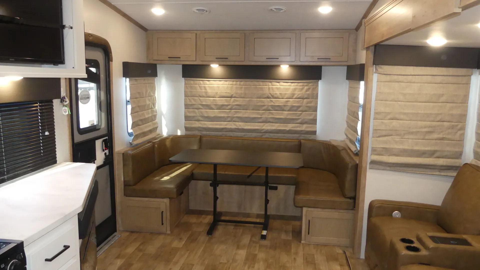 2023 Keystone Arcadia Super Lite 293SLRD - Photo 3