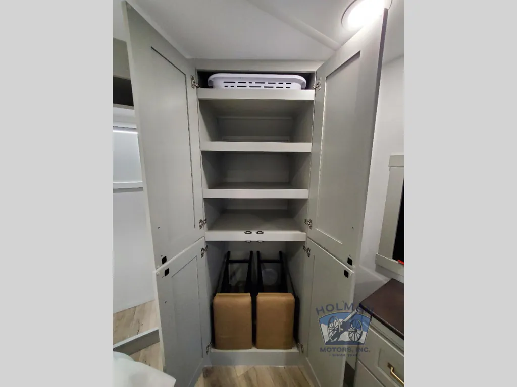 2026 Brinkley Model G 4100, Photos photo 58
