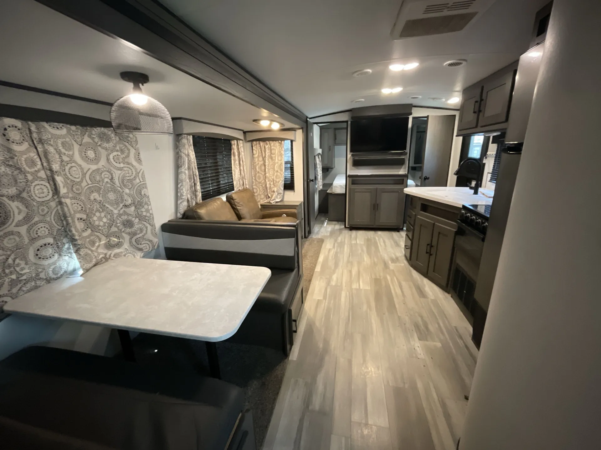2021 Cruiser RV Embrace EL310 — living area main
