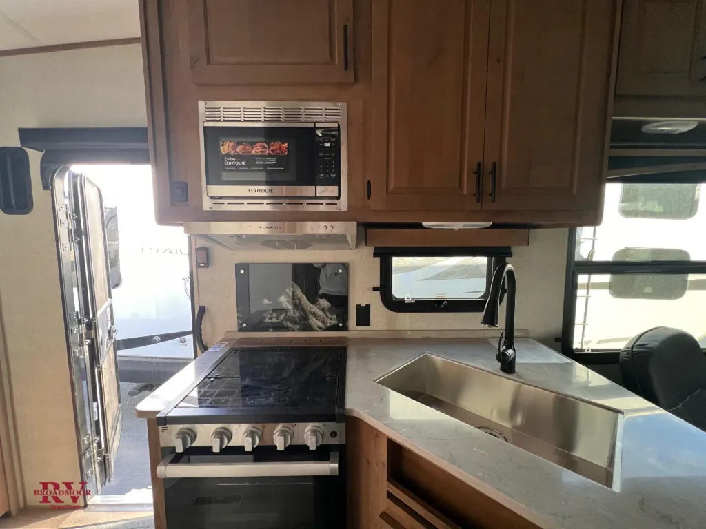 2027 Outdoors RV Trail Series 29TRX, Photos photo 9