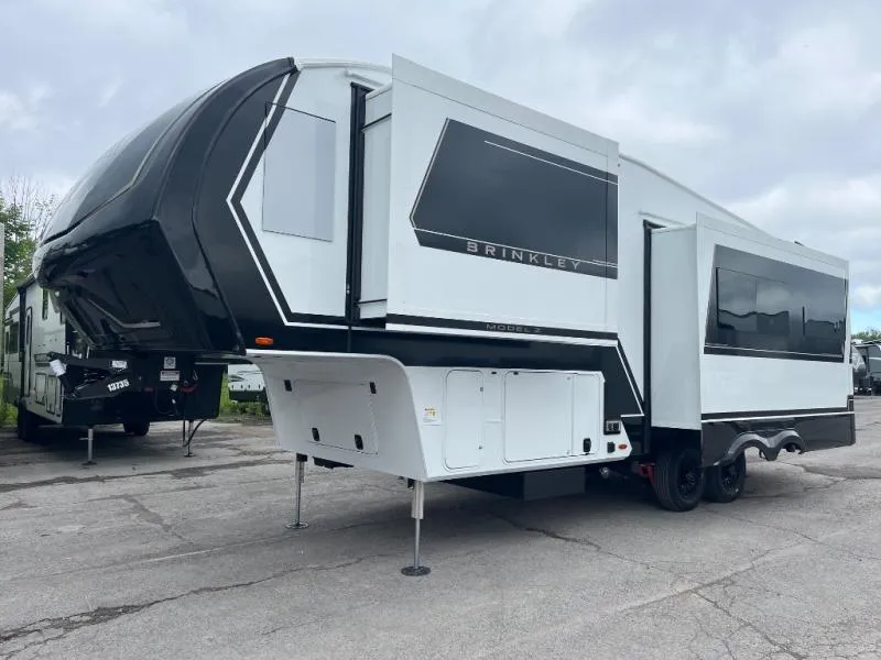 2027 Brinkley Model Z New    2700 - Photo 4