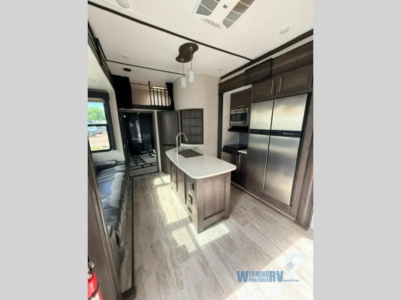 2018 Keystone RV Carbon Used    357 - Photo 3