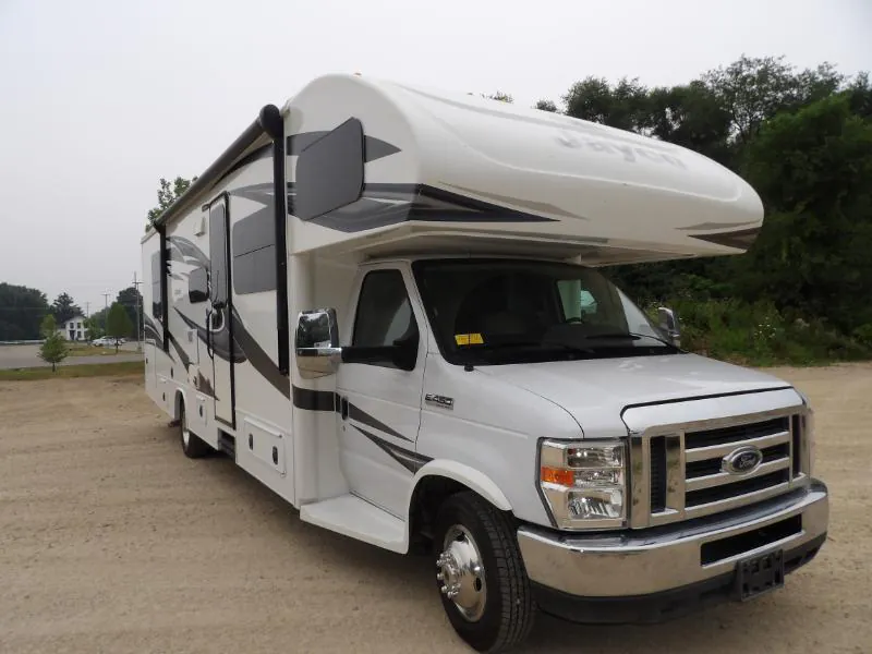 2018 Jayco Greyhawk 31DS dealer photo 1 from Kunes RV