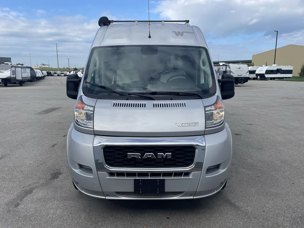 2022 Winnebago Travato 59KL, Photos photo 4