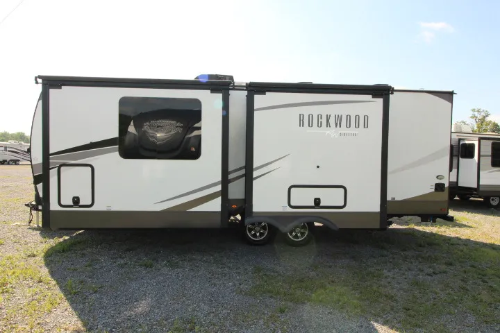 2024 Forest River Rockwood Signature 8263MBR - Photo 4