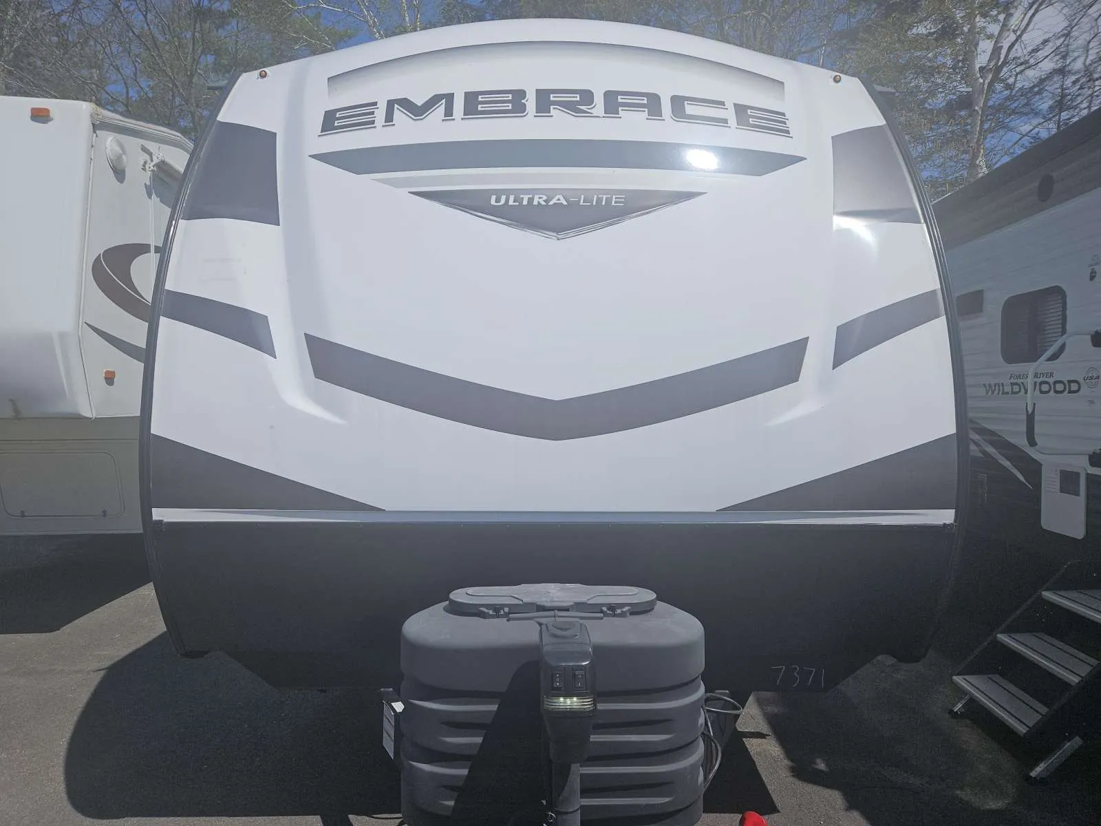 2024 CRUISER RV EMBRACE 22RB - Photo 3