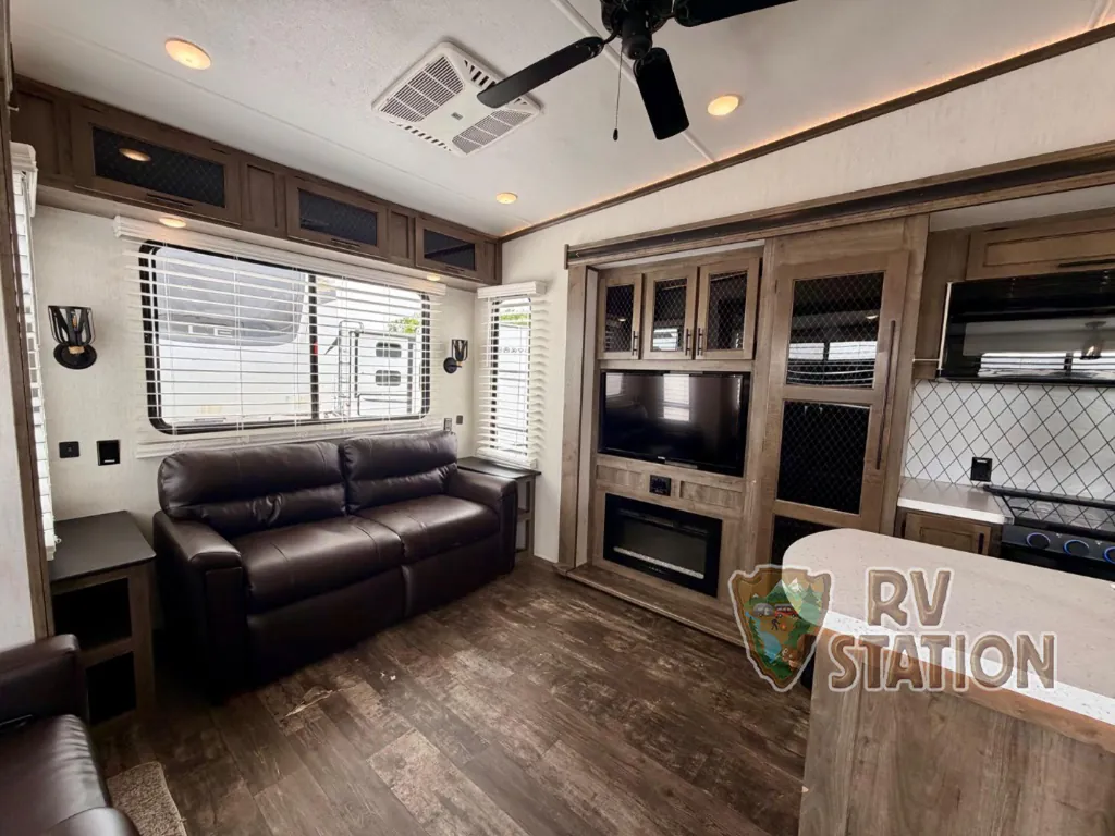 2022 Forest River Sabre 36BHQ, Photos photo 25