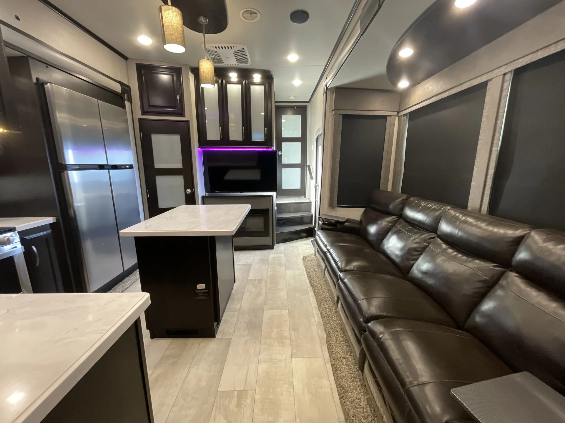 2019 Grand Design Momentum 349M — living area main