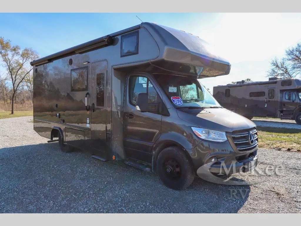 2025 Dynamax Corp Isata 3 24FW - Photo 2