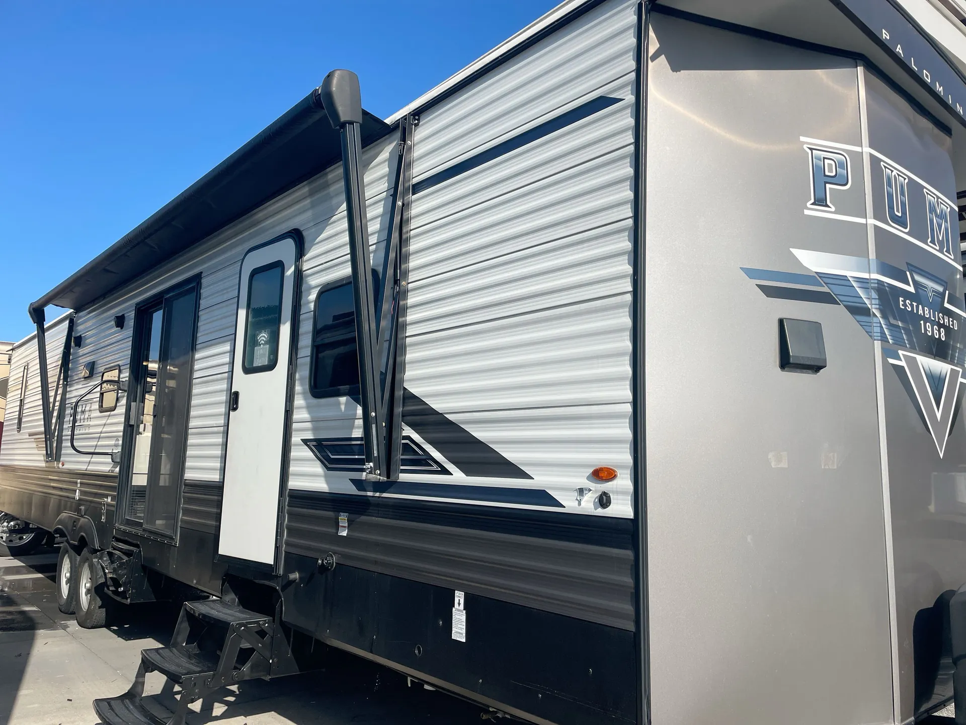 2023 Forest River Puma Vista 39DBT — campside