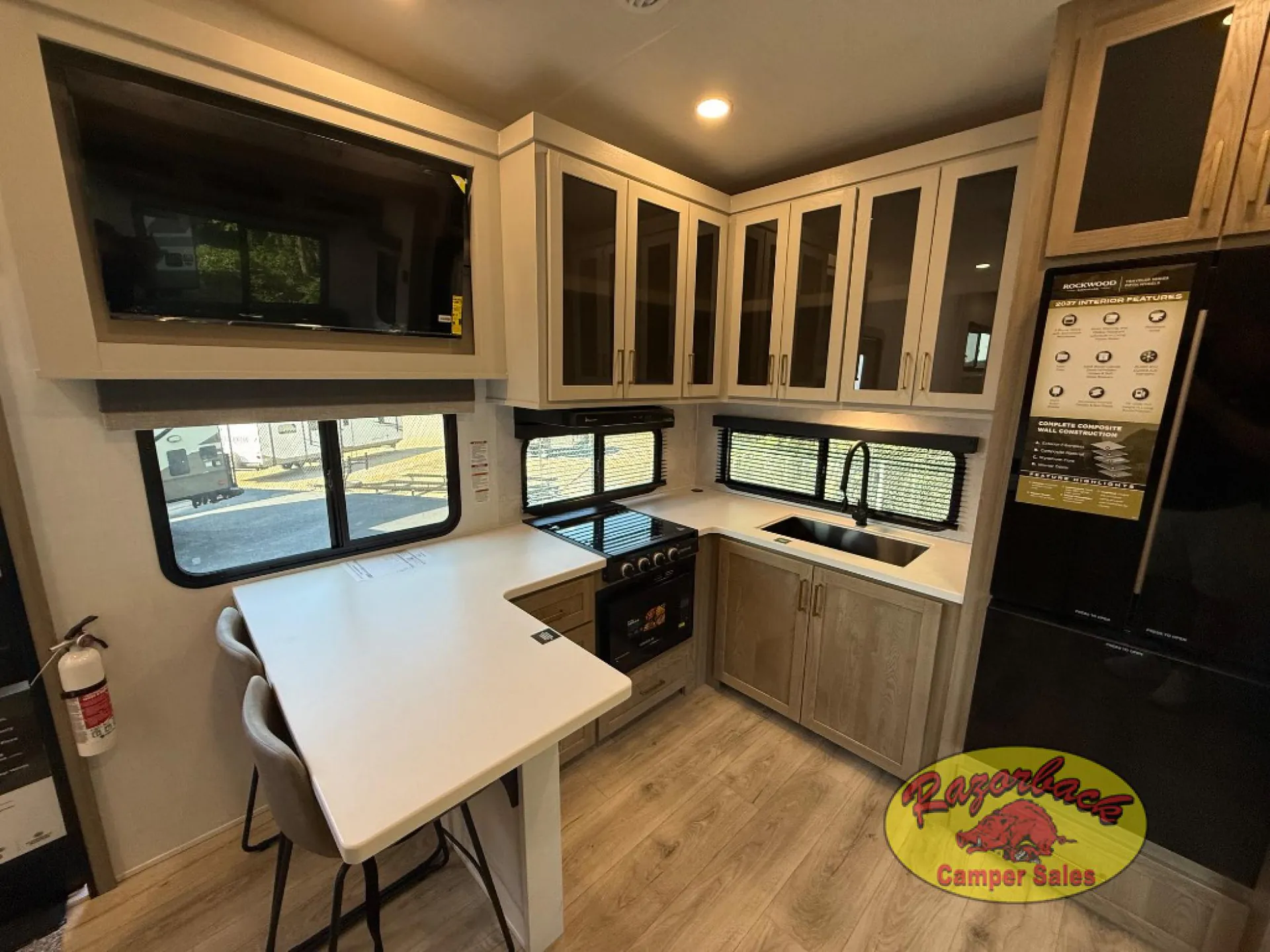 2027 Forest River Rockwood Signature 281SRK - Photo 4