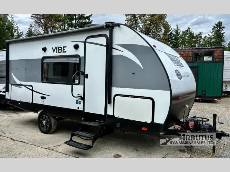 2020 Forest River Vibe 17DB - Photo 3
