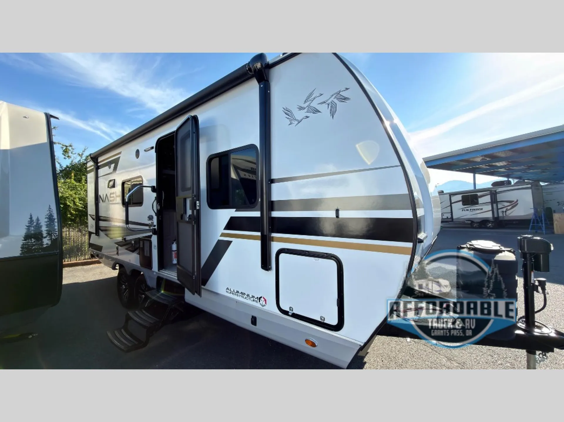 2026 Northwood Nash 23D - Photo 4