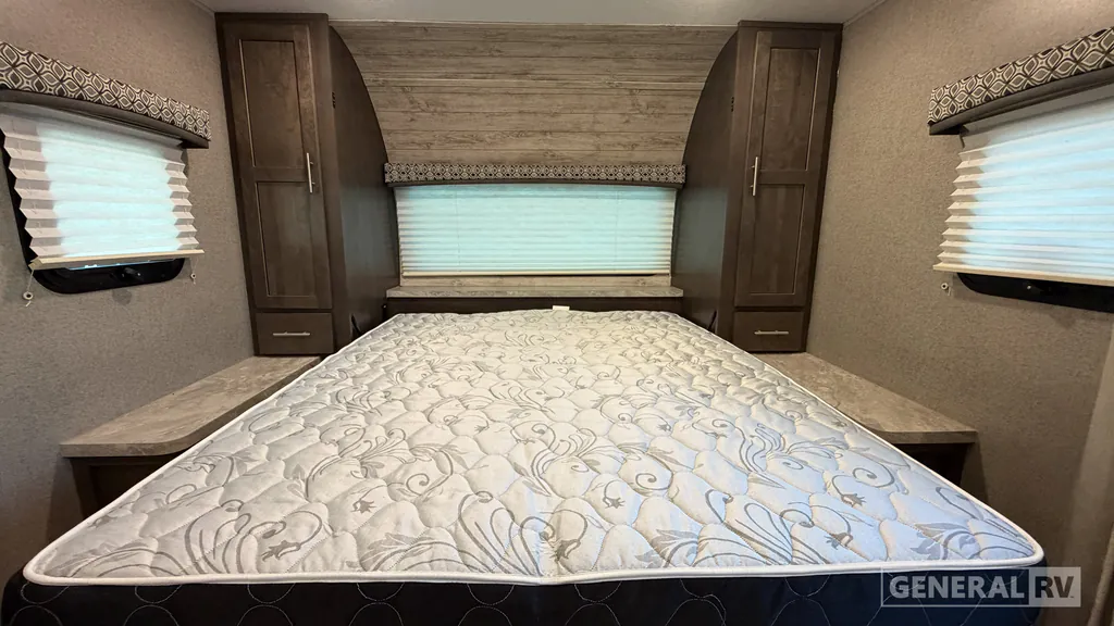 2020 Forest River Flagstaff Micro Lite 25BRDS, Photos photo 11