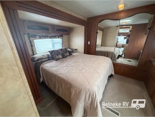 2011 Jayco Eagle 320RLDS - Photo 4