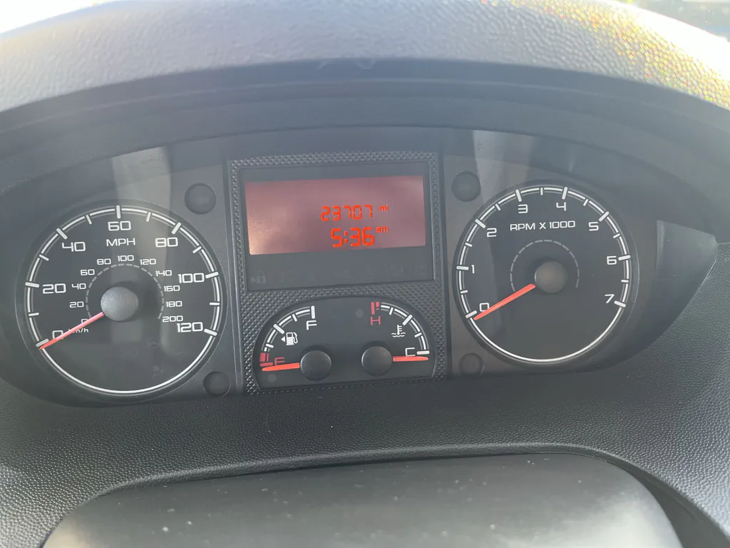 2022 Thor Motor Coach Tellaro 20AT, Photos photo 10