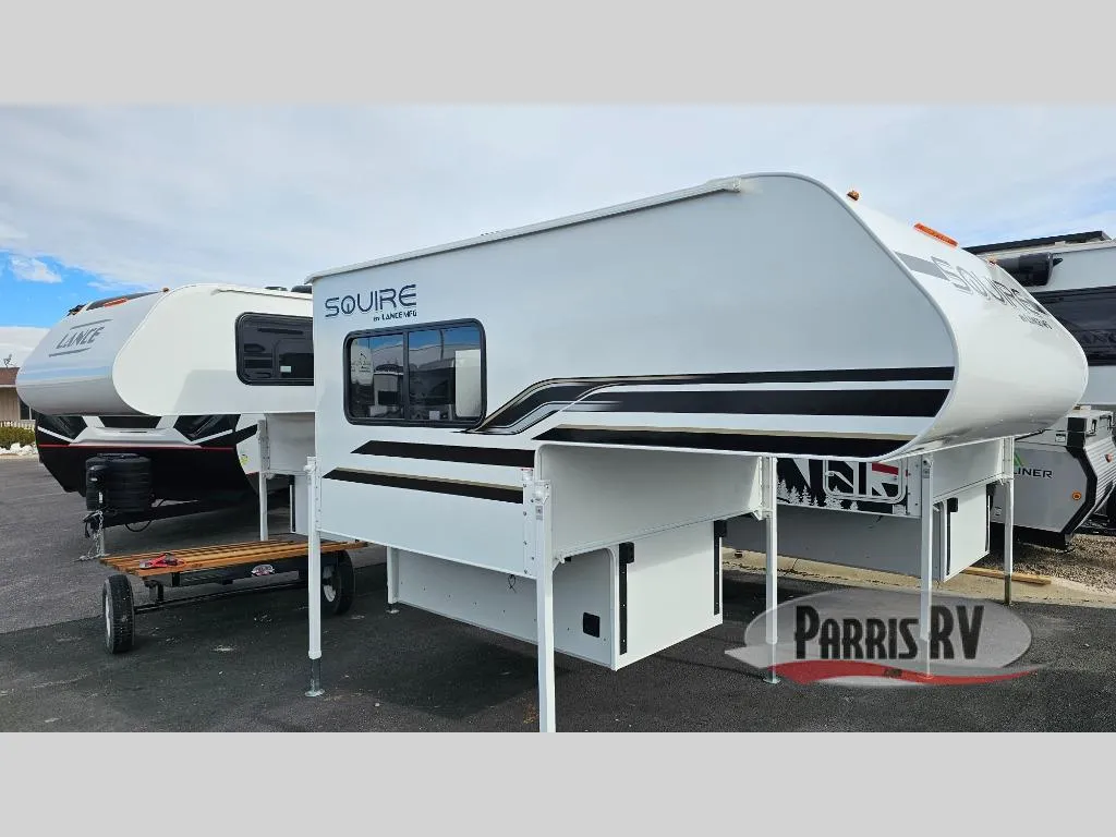 2025 Lance Squire Truck Campers SQ605 - Photo 2