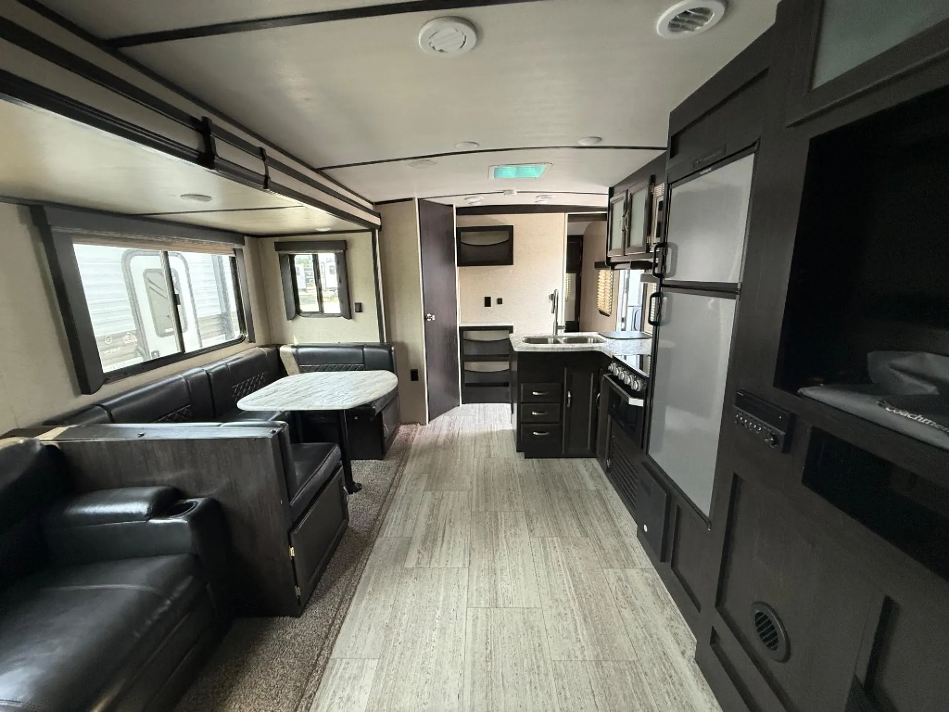 2019 Coachmen Spirit Ultra Lite 2963BH - Photo 3