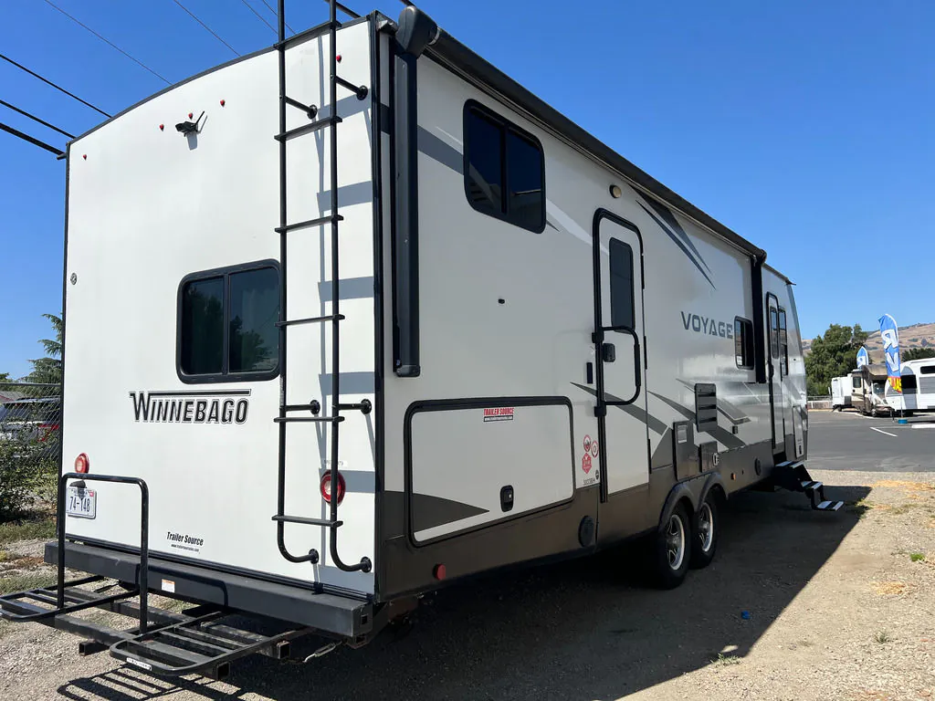 2021 Winnebago Voyage V3033BH - Photo 4