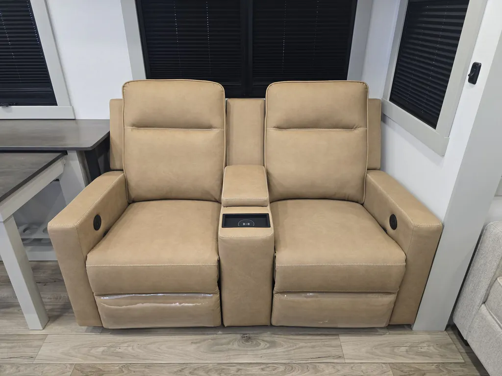 2026 Brinkley Model Z 3515, Photos photo 7
