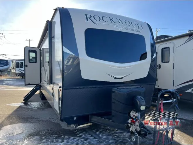 2021 Forest River Rockwood Ultra Lite 2902SW - Photo 3