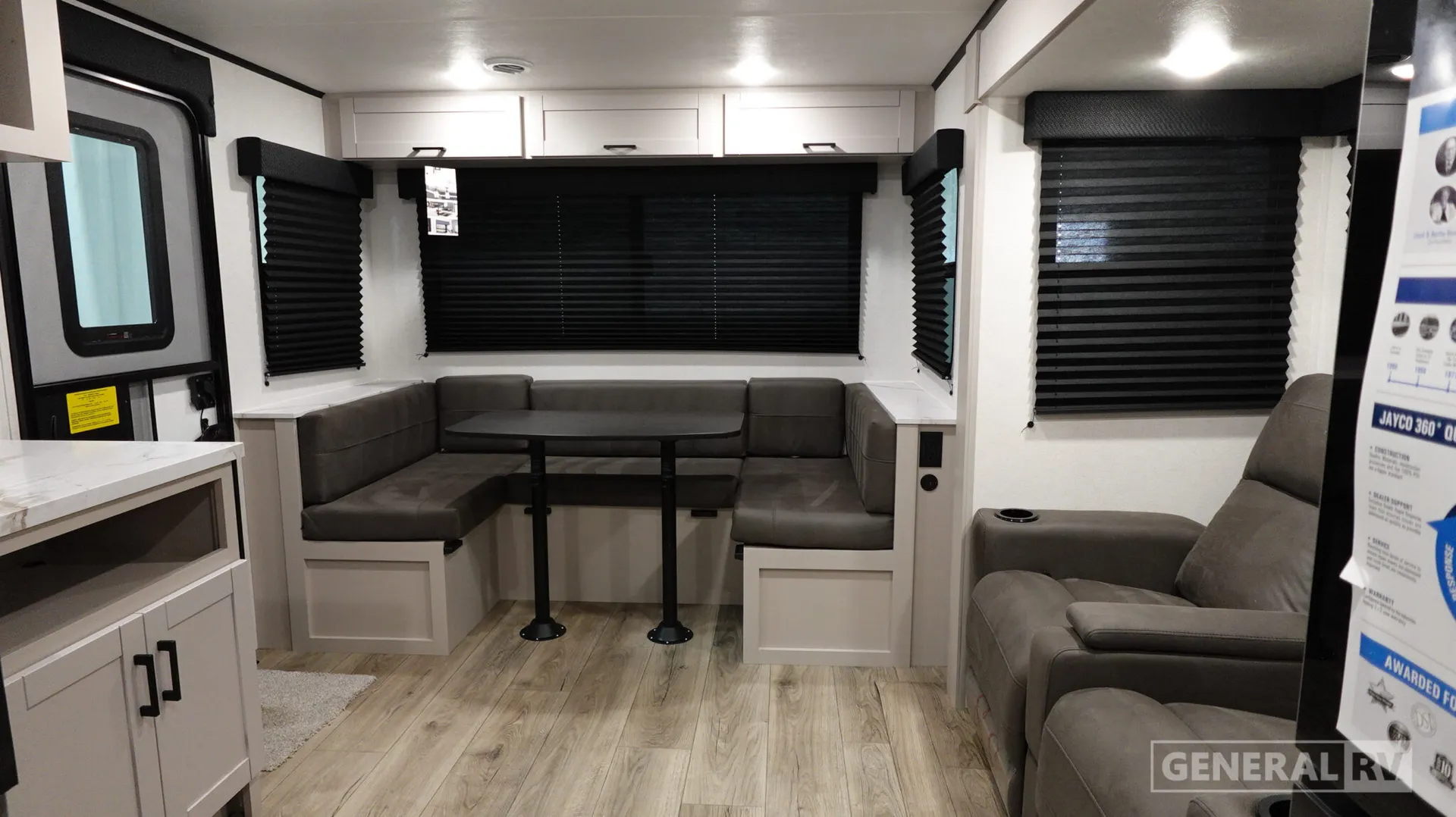 2026 Jayco Jay Feather SL 25RLSL - Photo 3
