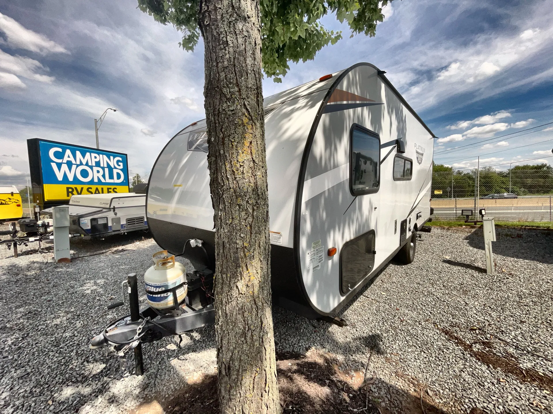 2022 Forest River Wildwood FSX 179DBK — off campside