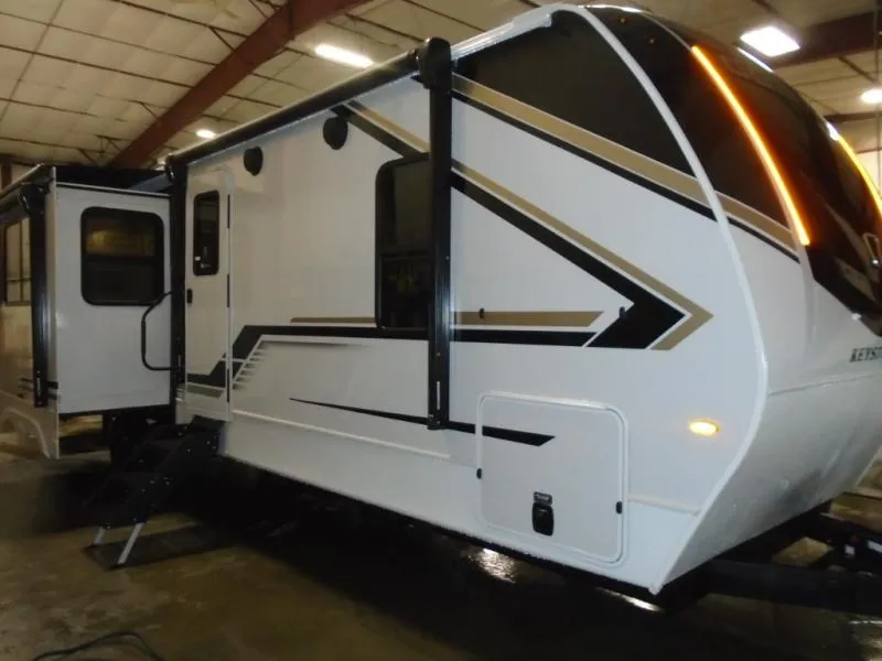 2026 Keystone RV Cougar Half-Ton 29RLP - Photo 2