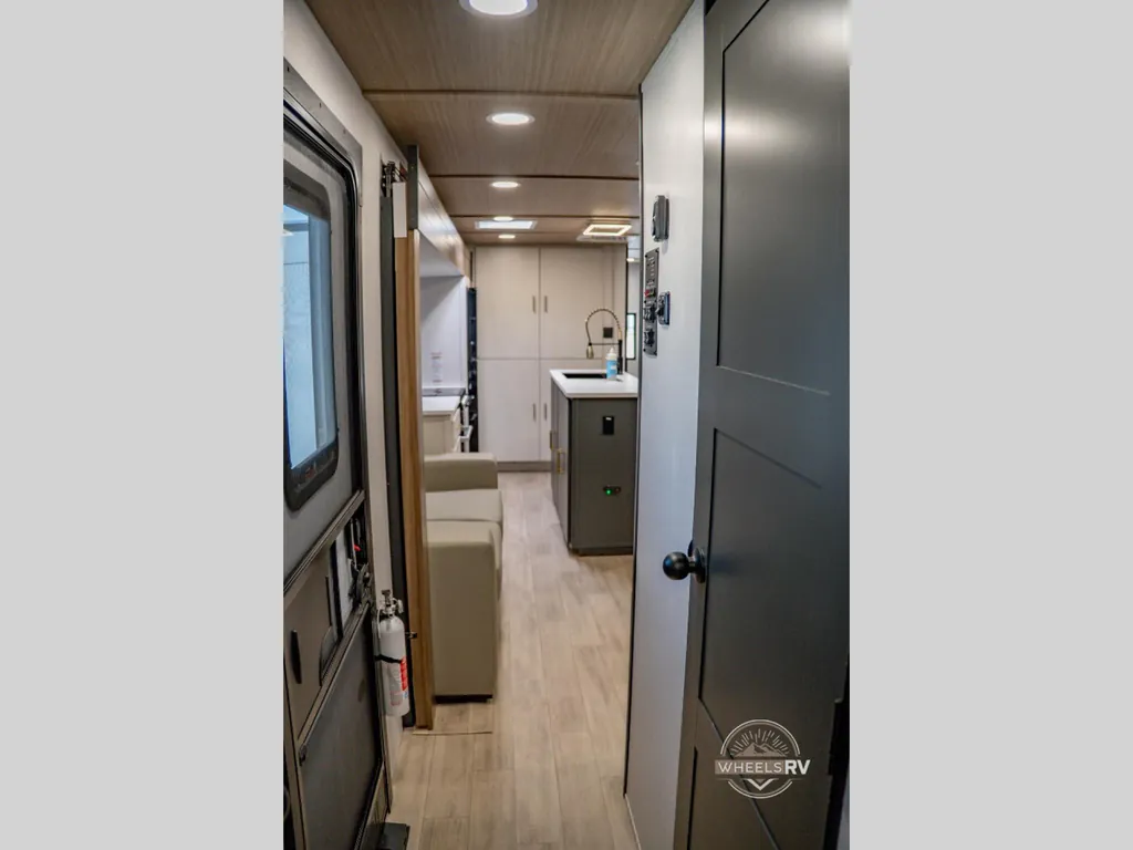 2027 Forest River Vibe 3400BH, Photos photo 18