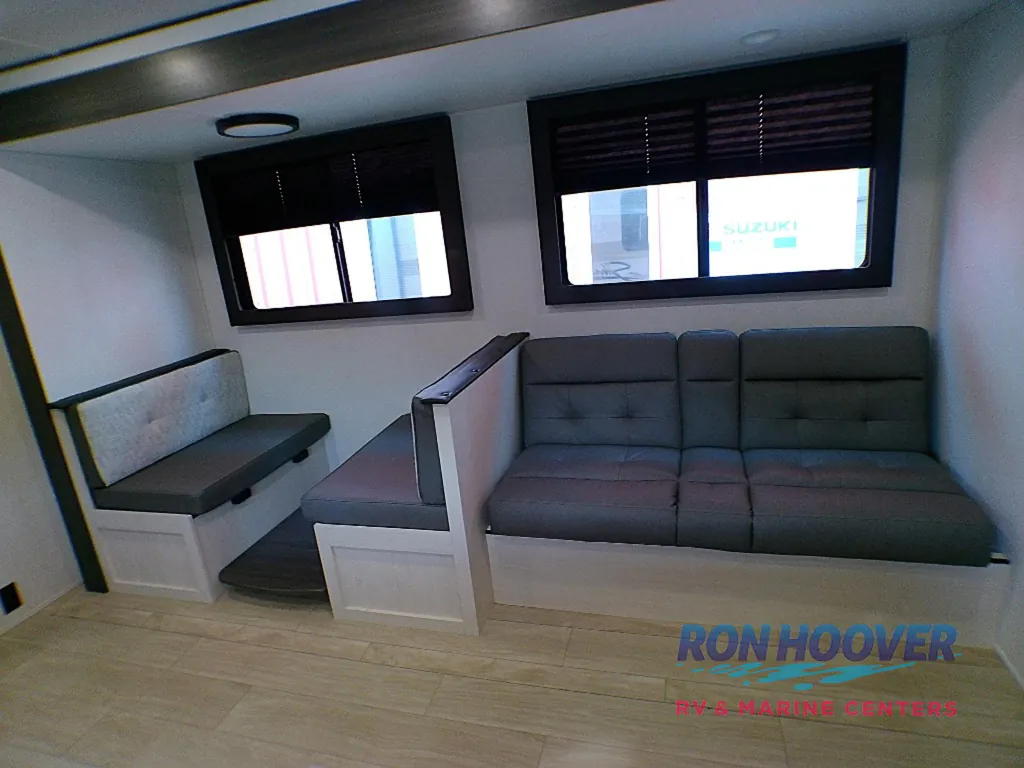 2027 Shasta RVs i-5 Edition 532BEDS, Photos photo 38