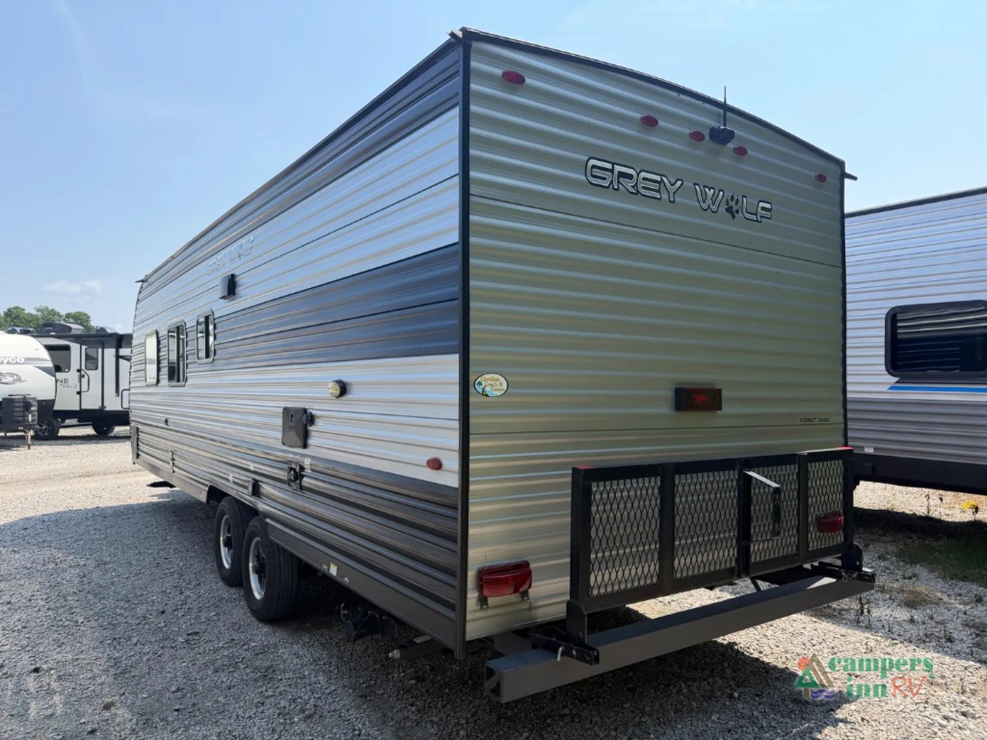 2022 Forest River Cherokee Grey Wolf 26DJSE — Photo 6