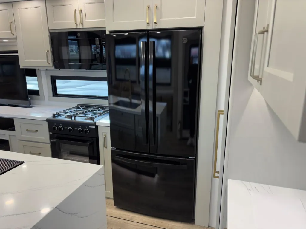 2026 Brinkley Model G 4100, Photos photo 21