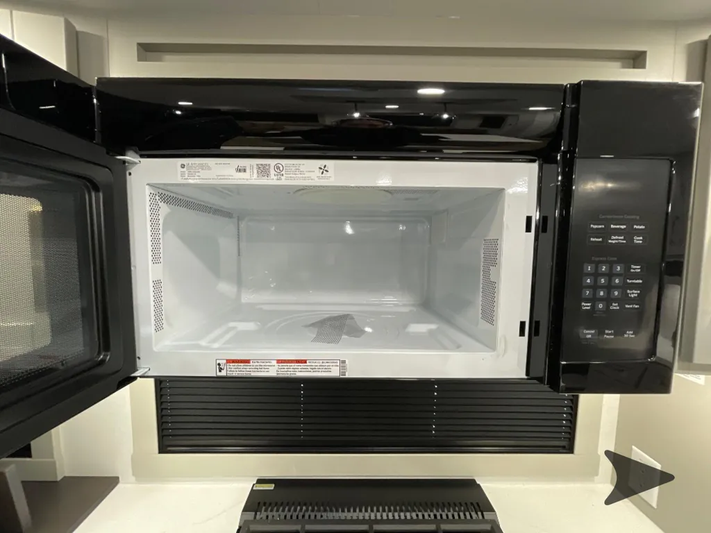 2026 Brinkley Model Z Air 297, Photos photo 46