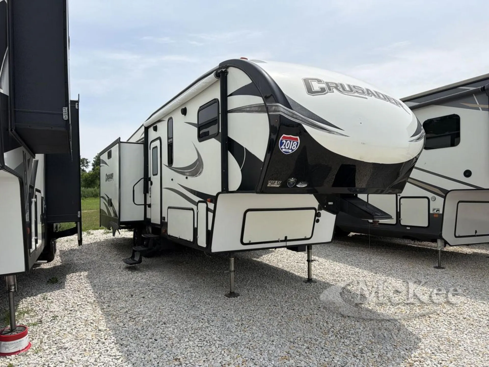 2018 Prime Time Crusader Lite 29RS - Photo 2