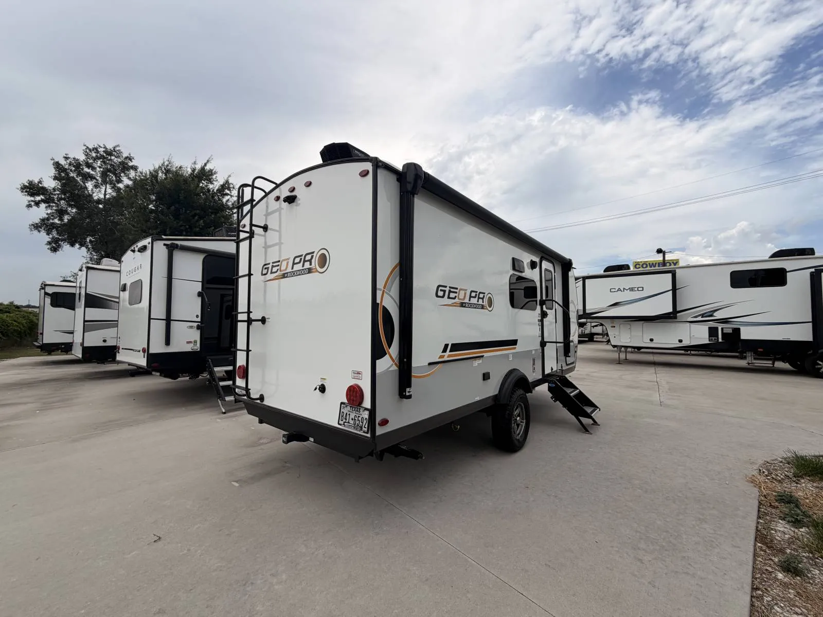 2023 Forest River ROCKWOOD GEO-PRO 20BHS - Photo 3