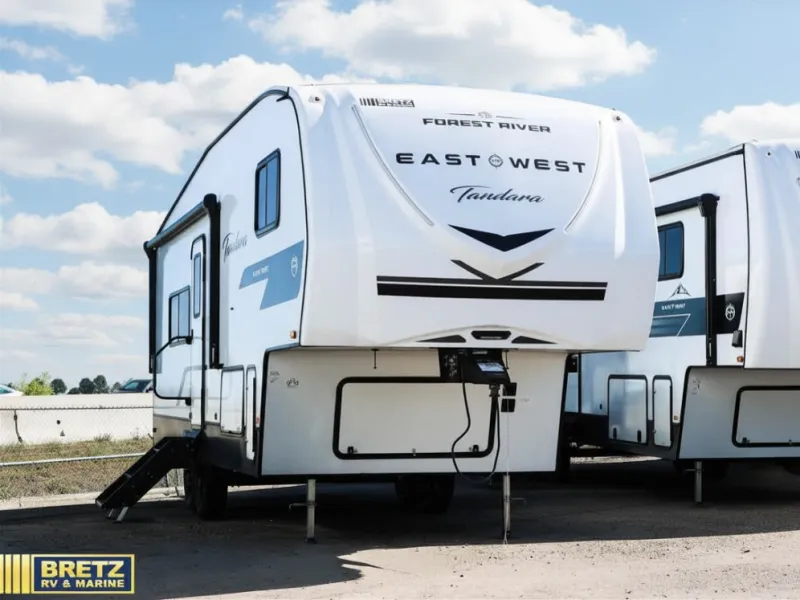2026 East to West Tandara 235ML - Main photo