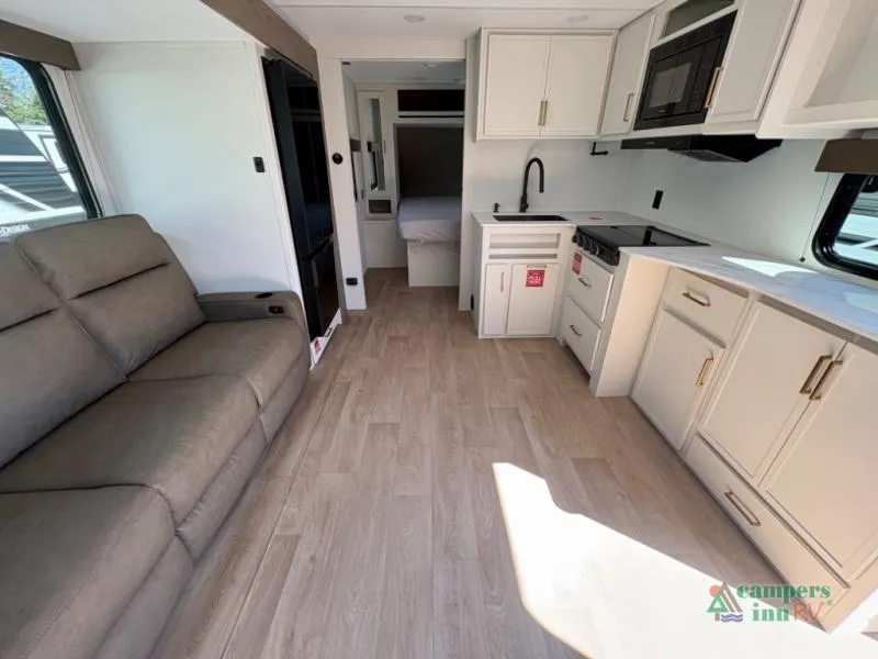 2027 Grand Design Transcend Xplor 22RBX - Photo 3