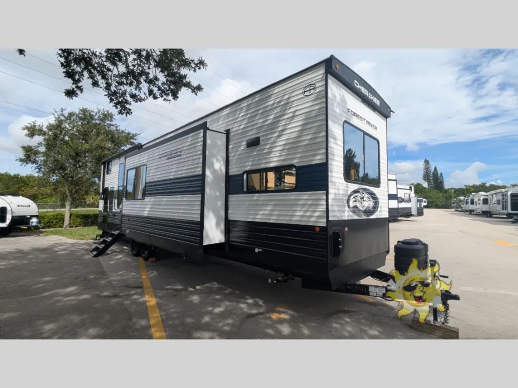 2026 Forest River Cherokee Timberwolf 39DK, Photos photo 35